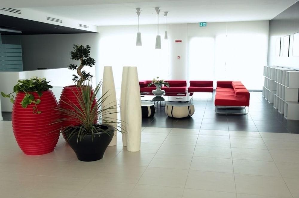 UNAHOTELS Le Terrazze Treviso Hotel&Residence Lancenigo Esterno foto