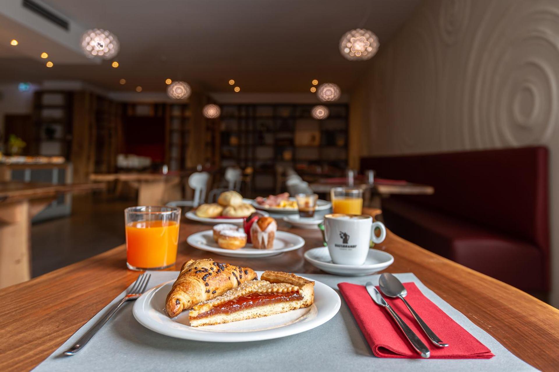 UNAHOTELS Le Terrazze Treviso Hotel&Residence Lancenigo Esterno foto